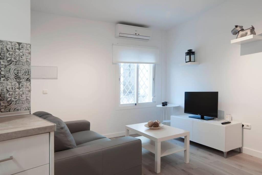 Moderno Apartamento En Plaza Merced Malaga Luaran gambar